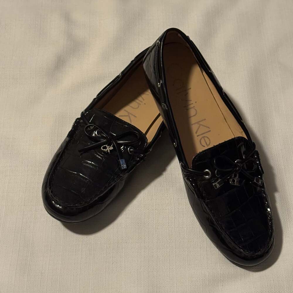 Calvin Klein Women's Size 9 Black Loafers